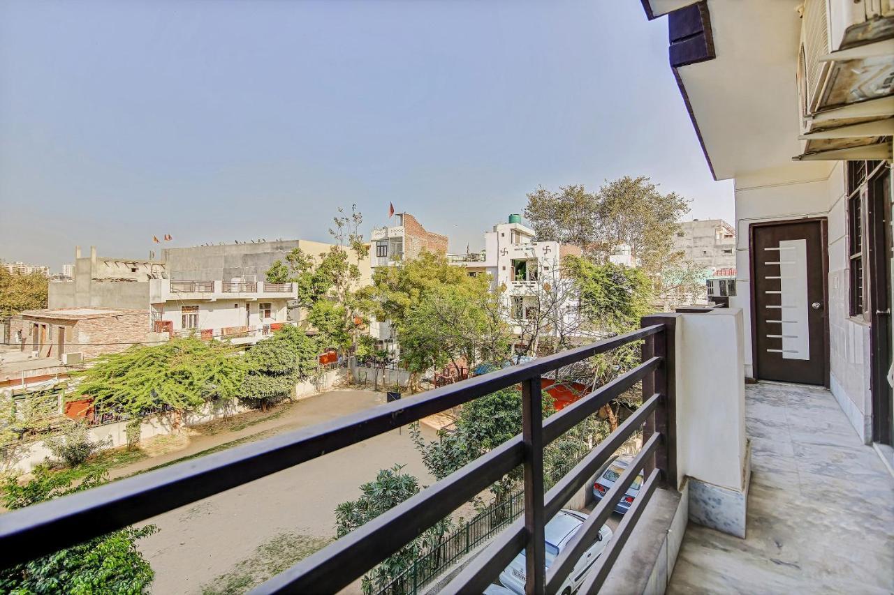 Oyo Park View Guest House Near Edm Mall Нью-Делі Екстер'єр фото